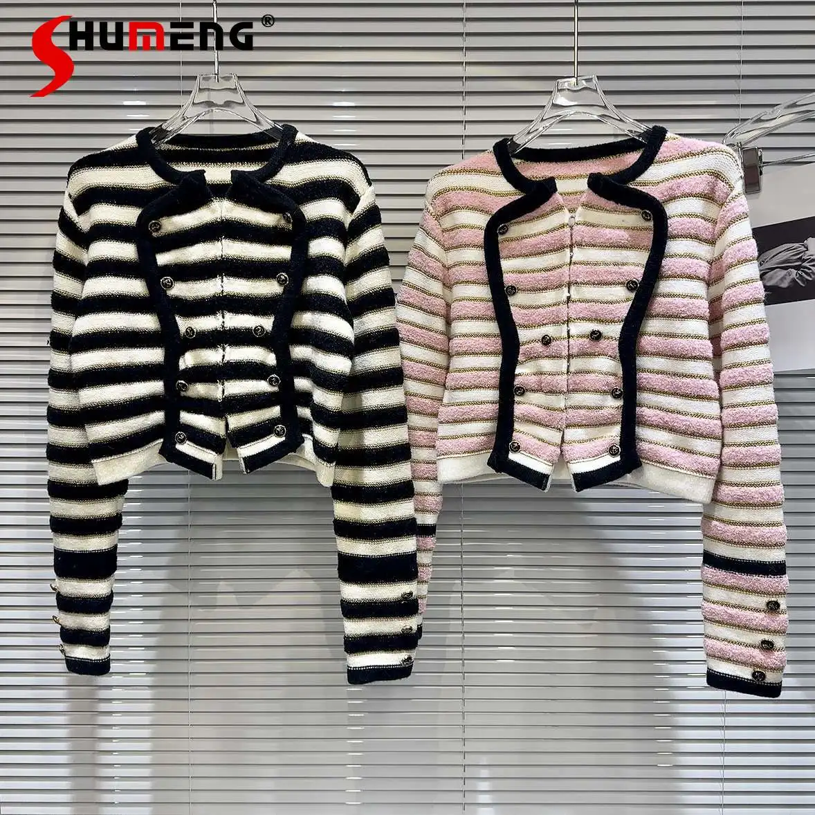 

New 2023 Women's Autumn Coat Fashion Metal Bucket Sweet Sweaters Contrast Color Striped Pattern Knited Cardigan Long Sleeve Tops