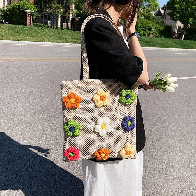 

Summer New Retro Flower Straw Woven Bag Women's Large Capacity Shoulder Bag Colorful Woven Bag College Student Bag Bucket Bag