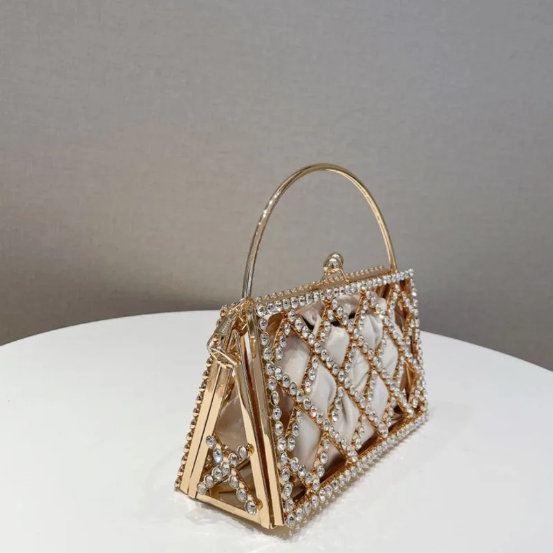 

Crystal Metal Hollow Out Evening Bags Women Luxury Designer Boutique Rhinestone Clutch Purses And Handbags Bridal Wedding Party