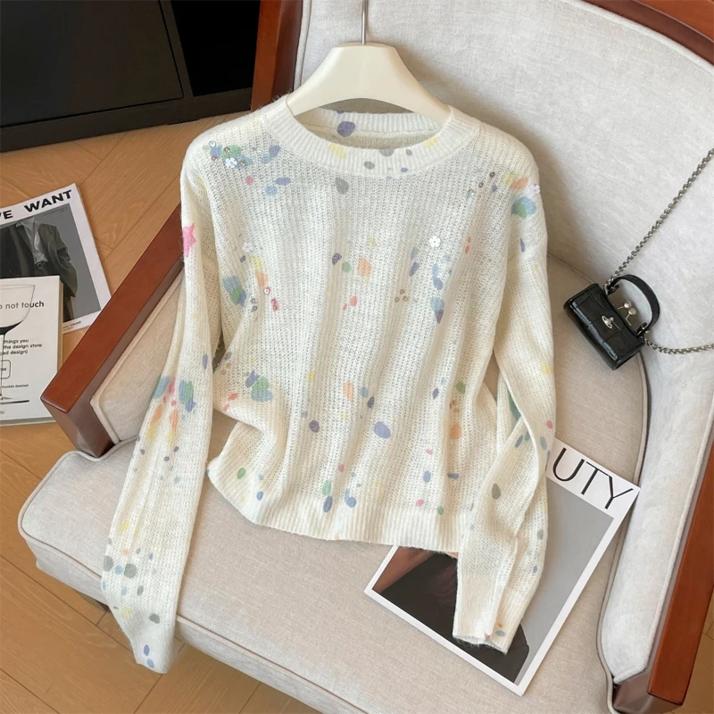 Женский трикотажный свитер Bomon мягкий и удобный с вышивкой бабочками блестками