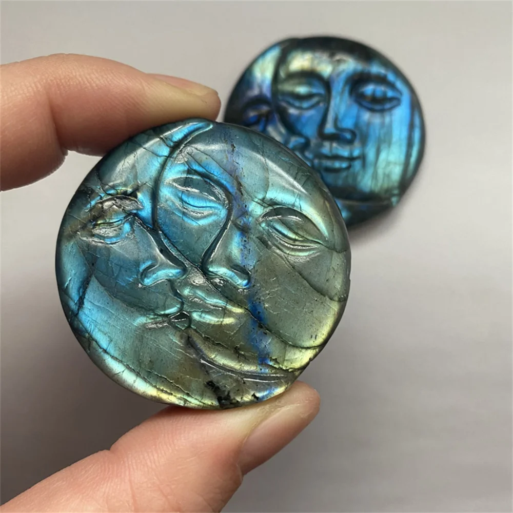 

Natural Labradorite Carving Sun Moon Face Hand-Carved Crafts Ornaments Reiki Minerals Meditation Room Decoration