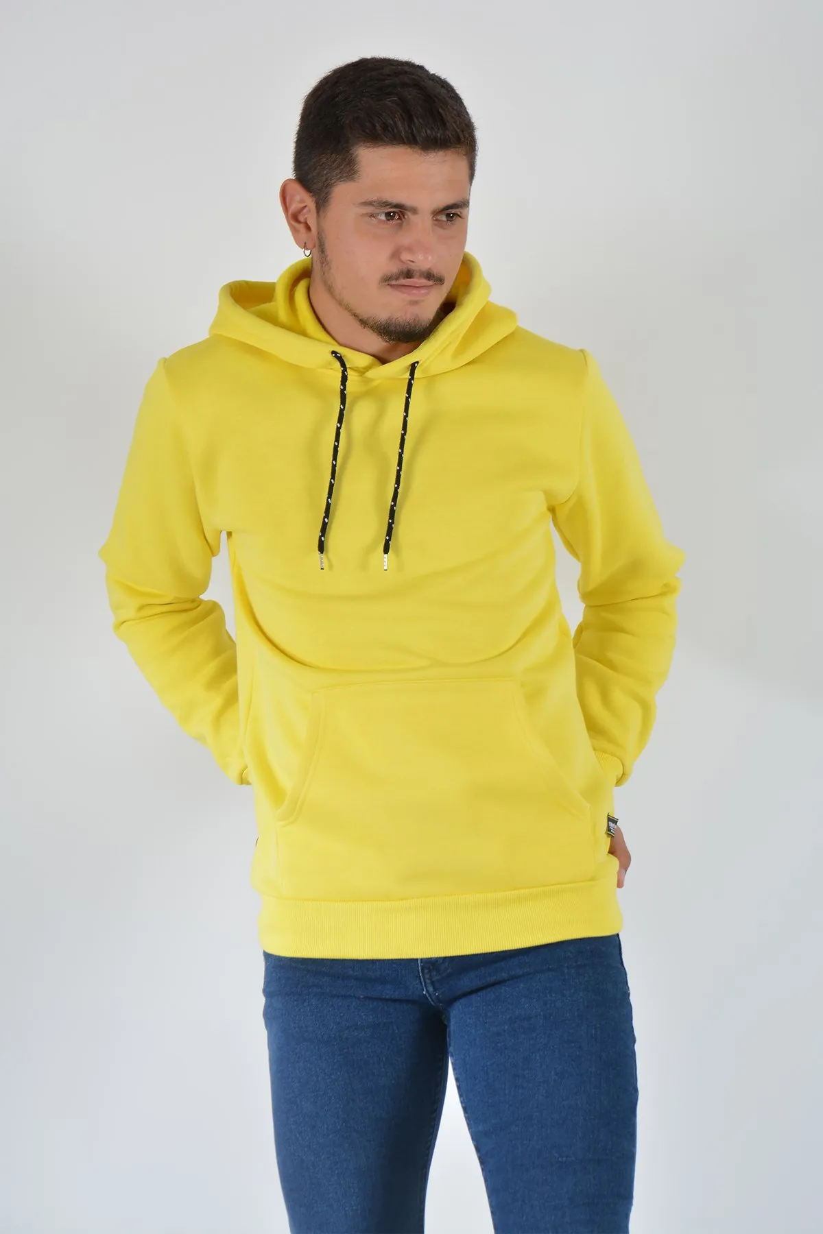 

Therapy Men Men 'S Hooded Long Sleeve Kangaroo Pocket Sweatshirt 20Y-5200364 Yellow