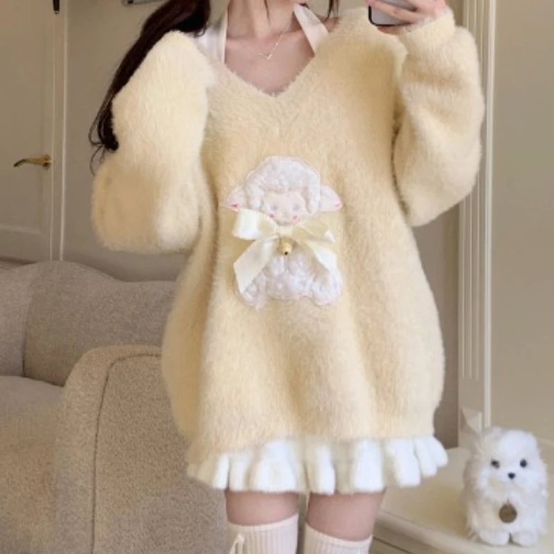 Мягкий восковой молочно-желтый свитер с v-образным вырезом и бантом новый зимний