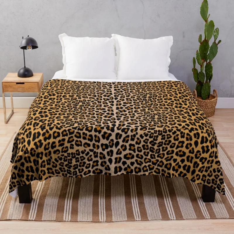 

Leopard print Throw Blanket