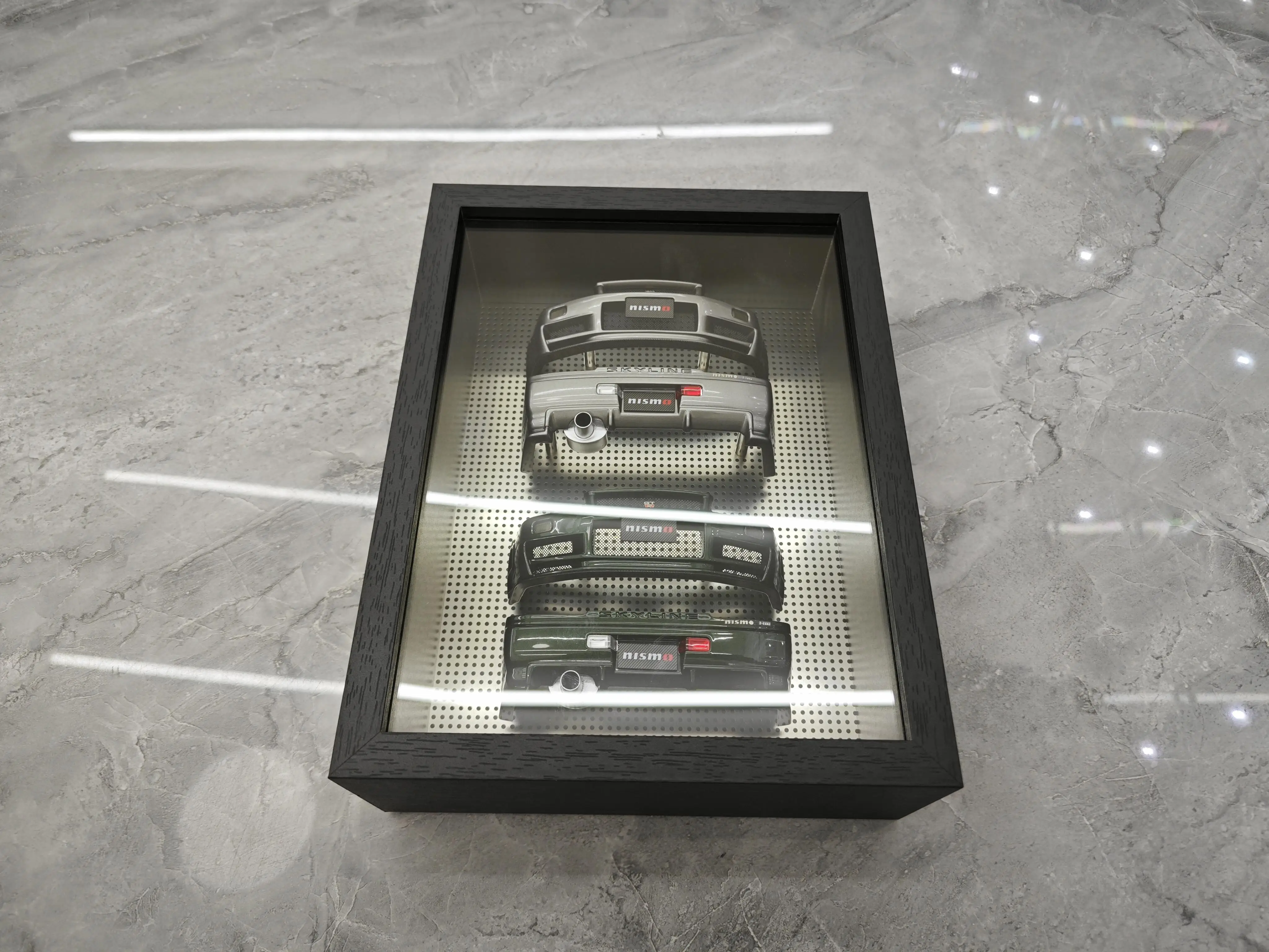 MOTORHELIX 1/18 R34 бампер фоторамка подарок украшение из сплава