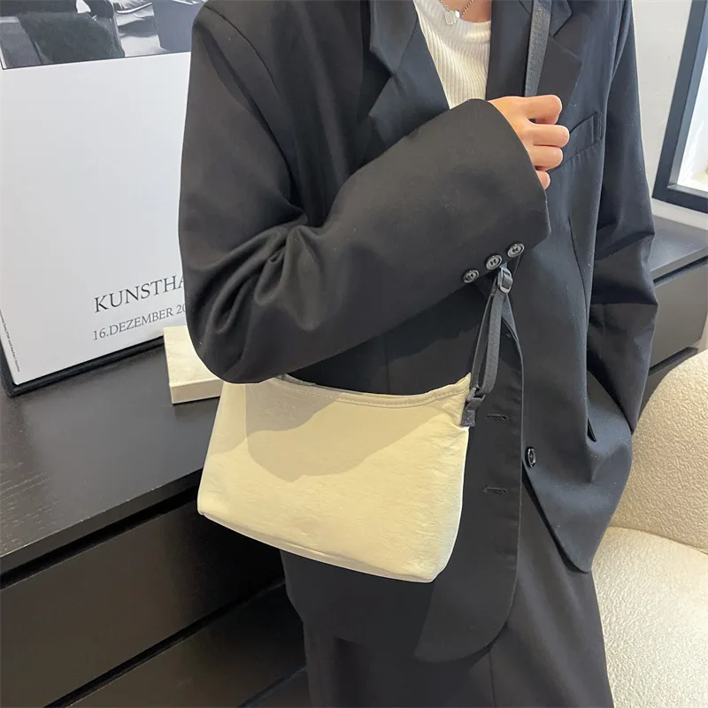 

Small Women Canvas Shoulder Bags Korean Fashion Cloth Cute Girl Students Handbags Crossbody Bag for Woman 2022 Phone Purse