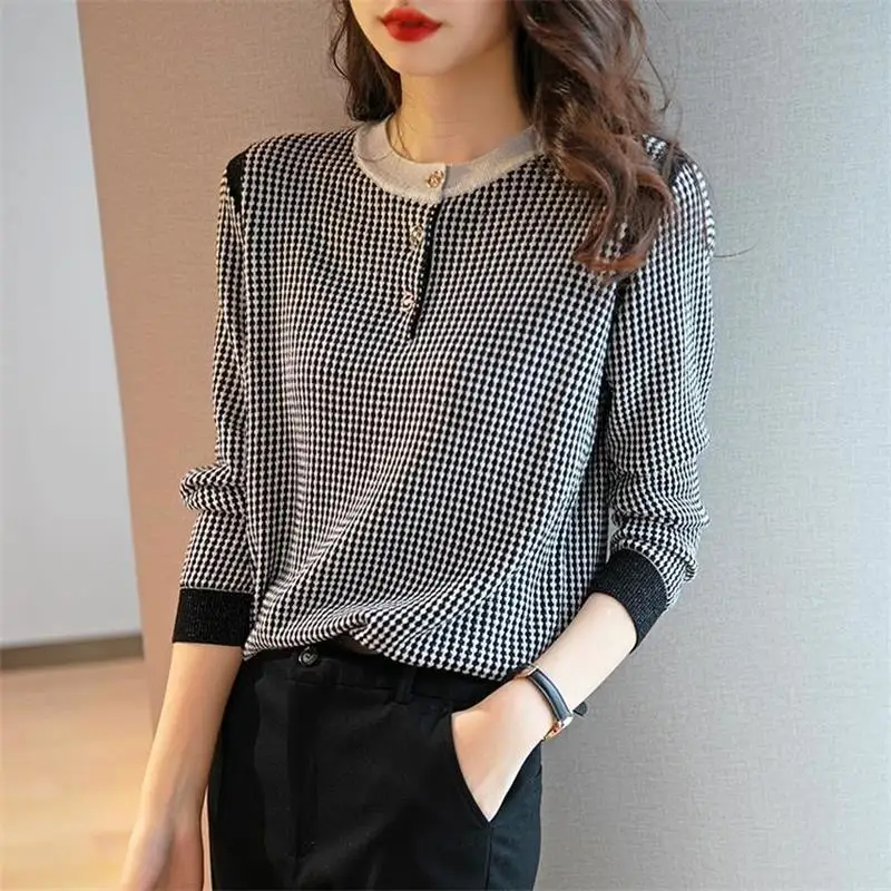 

Women Sweater Autumn Winter Jumper New Fashion Tops Plaid Knitted Pullovers O-Neck Loose Warm Sweaters Buttons Female V81