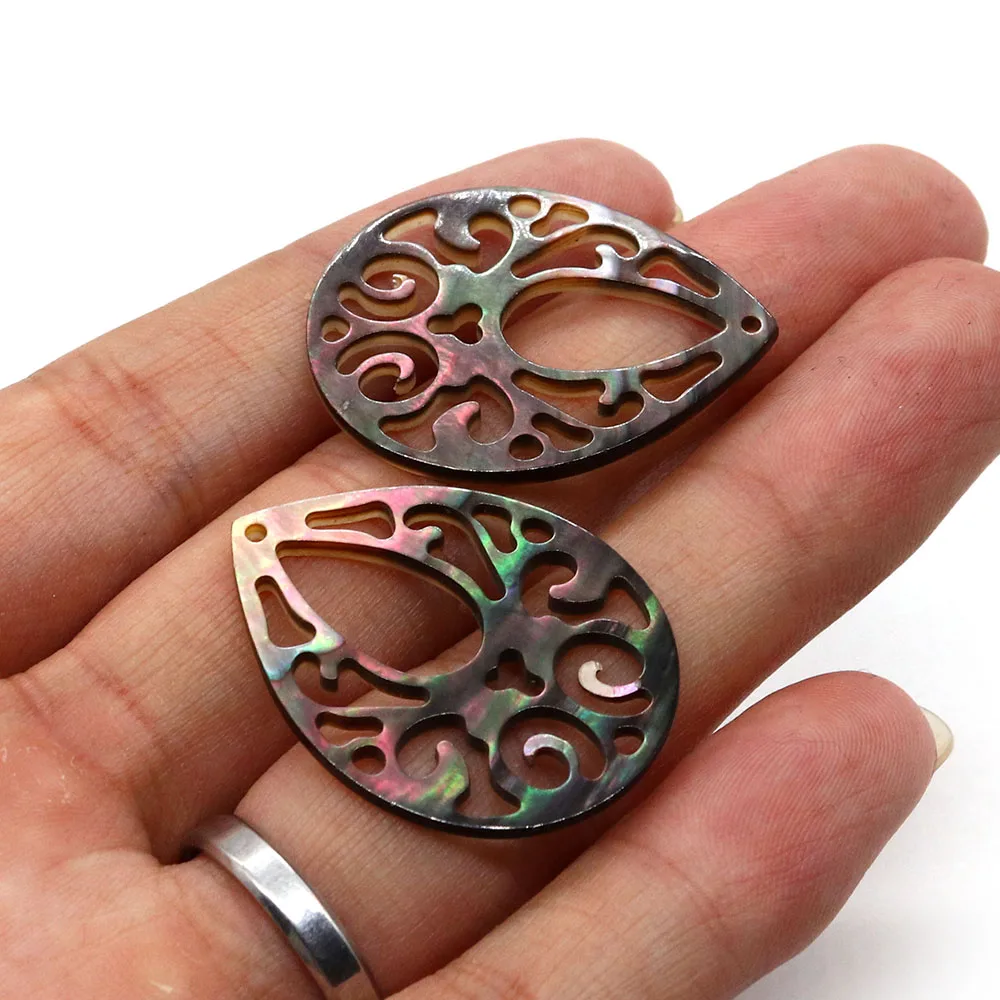 Кулон в форме капли с резьбой из натуральной желтой ракушки 25x33 мм изысканная