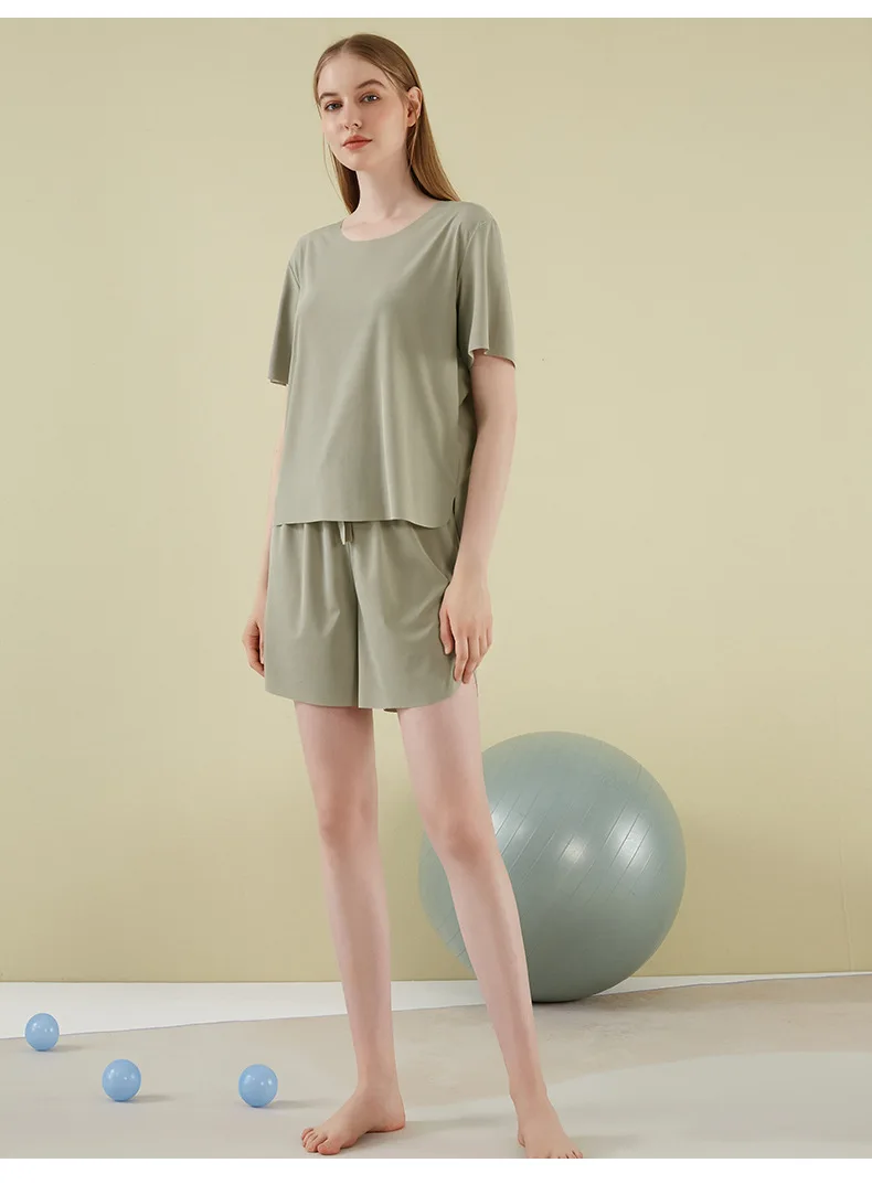 Women's Pajamas Two Piece Set Short Sleeve Shirt Top Lace-up Cropped Pants Outer Wear Loungewear Comfortable Women Pijamas Sets