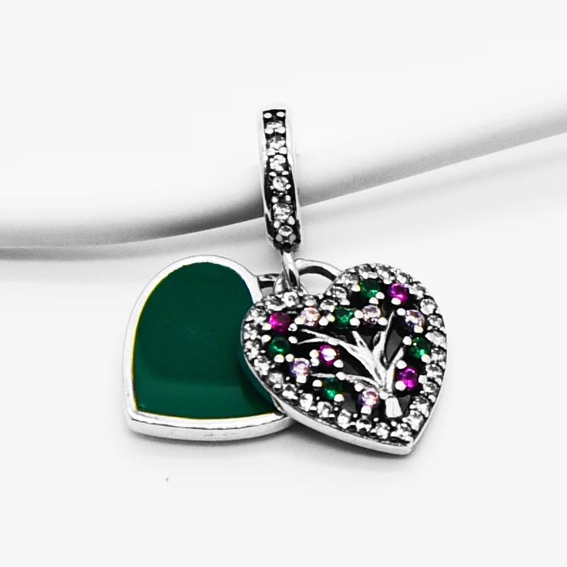 Рисунок 6 - Бусина-Шарм «Мама и пчела» из серебра