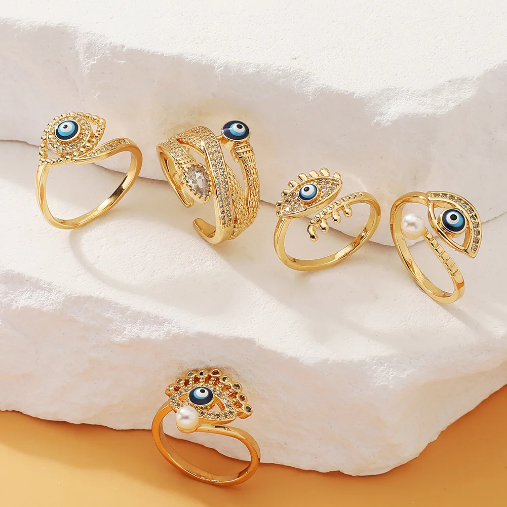 

2023 New Women's Fashion Personality Jewelry Geometric Cool Wind Devil's Eye Creative Versatile Ring Party Holiday Gift