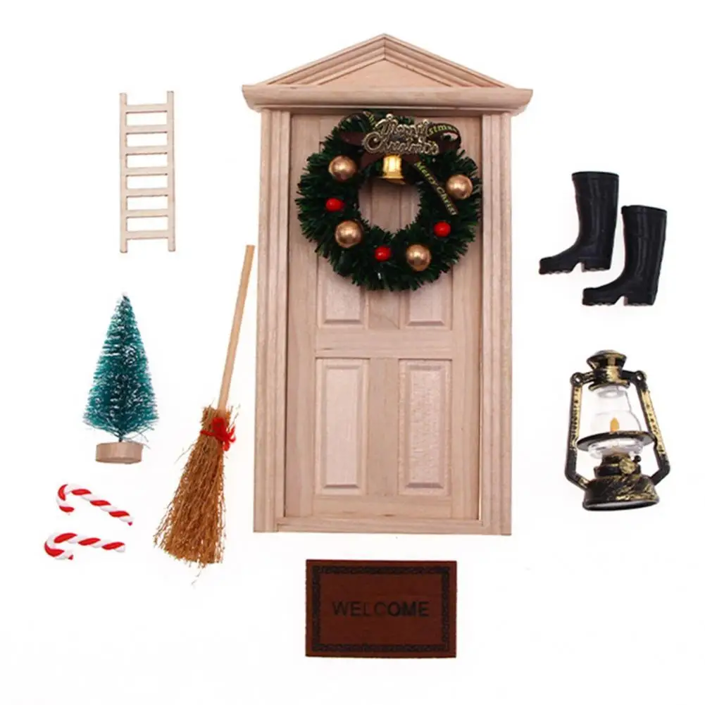 

Lovely Novelty Mini Christmas Dollhouse Decor for Holiday Decoration