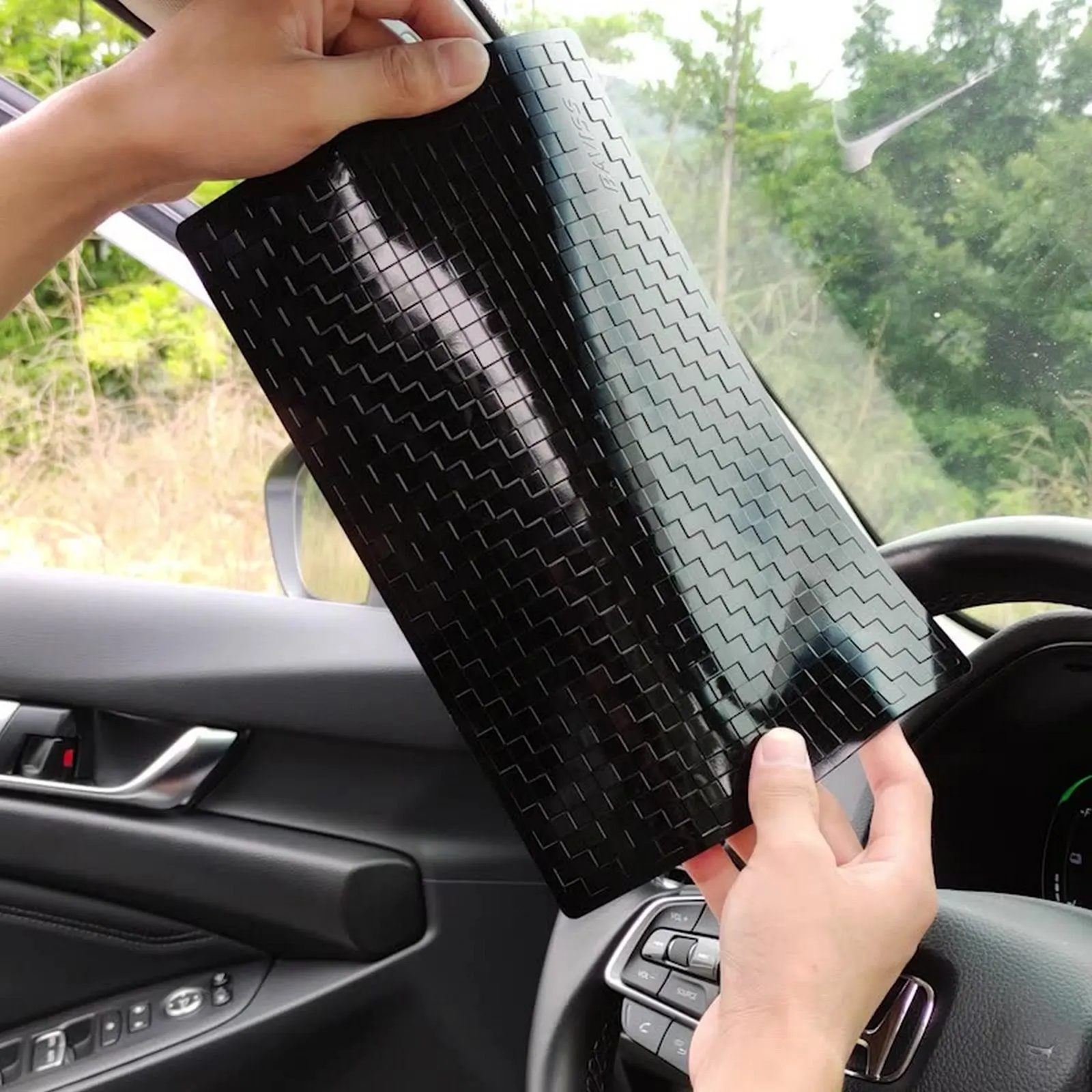 

Nano PU Extra Large Sticky Anti-Slip Pad 11 x 7 Inch Max Car Dashboard Anti Slide Mats Adhesive Pads for Cell Phone Temperature