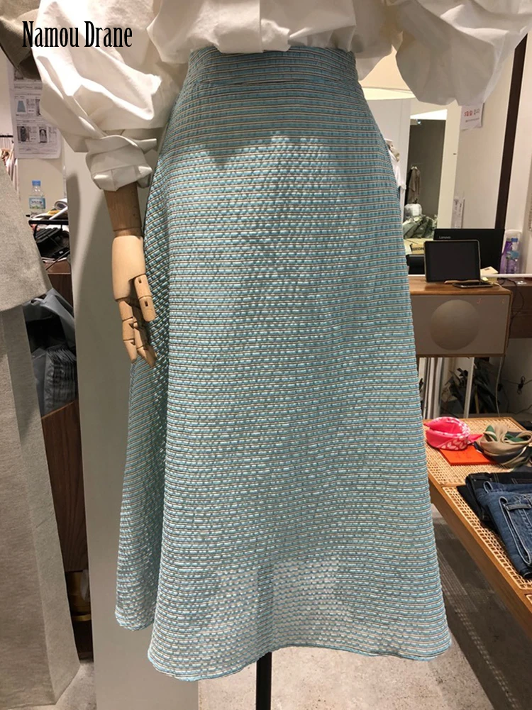 

Korean Style 2022 Spring New Korean Version of Women's Temperament Pure Color Stripe 100 Match High Waist A-line Skirt