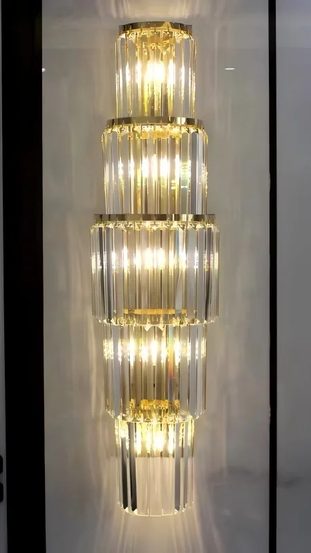 

Большой хрустальный настенный светильник BleakNight