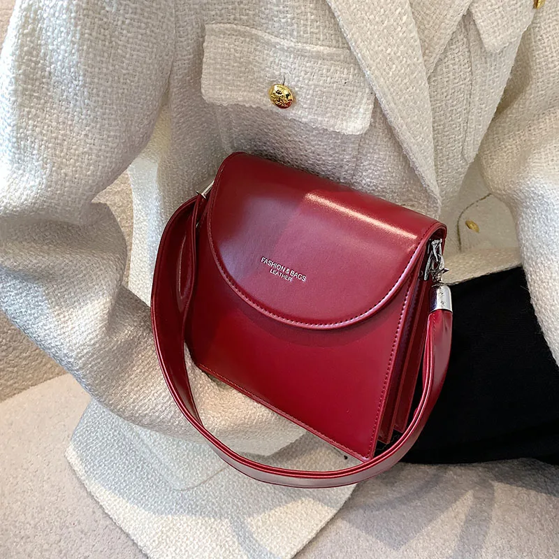 Модные трендовые новейшие маленькие сумки через плечо из искусственной кожи для