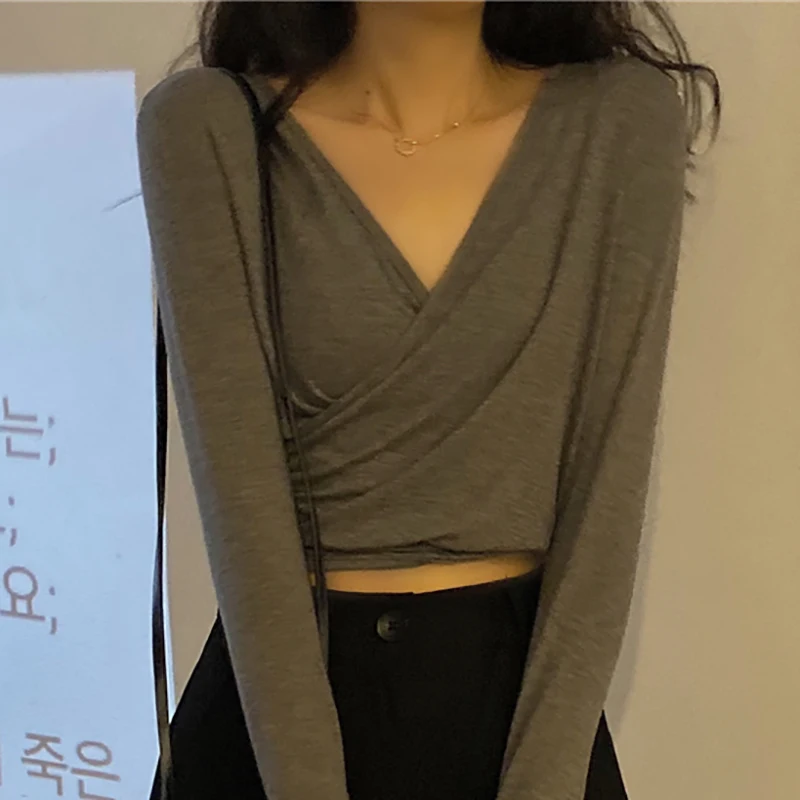 

T Shirts Women V Neck Skinny Thin Short T-Shirt Female Lace-up Solid Basic Cross 2022 Spring New Fashion Tops Tee Shirt Femme