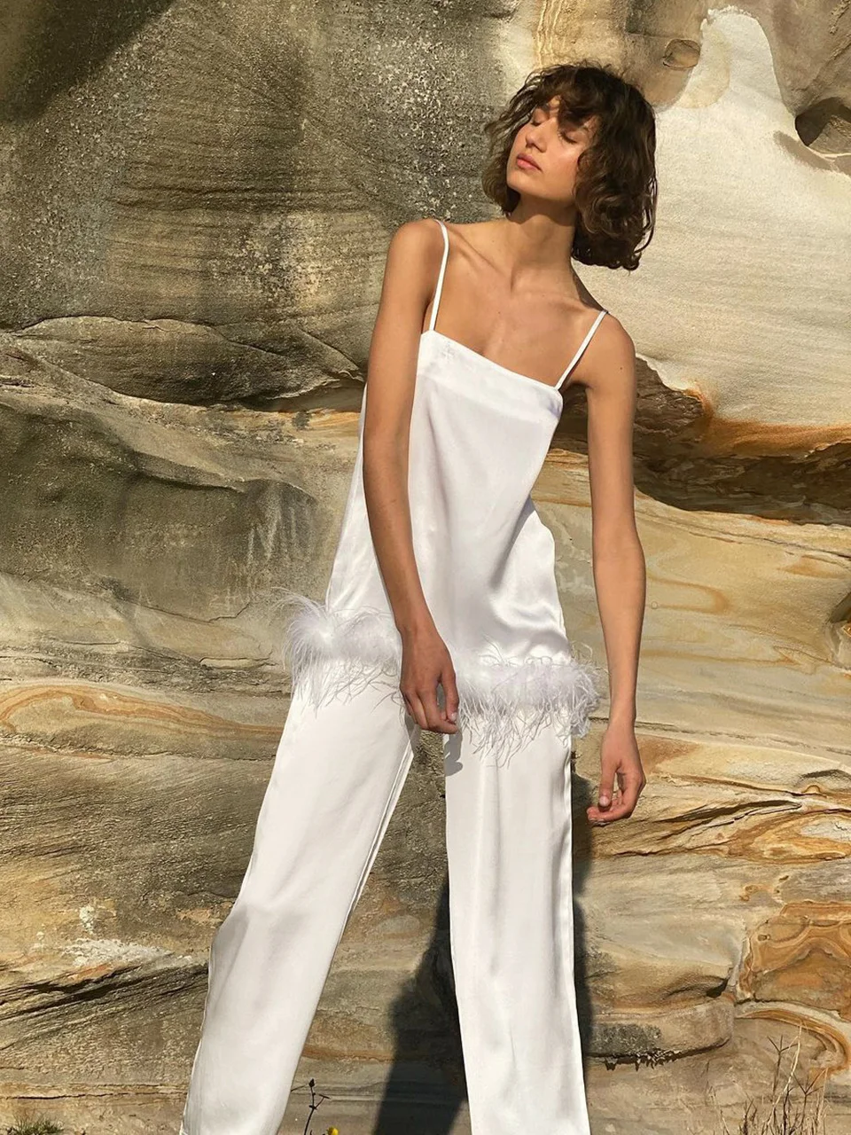 

Satin Sexy Women's Pajamas Feather Splicing Hem Sleepwear Sets With Pants White Spaghetti Strap Home Suit Backless Nightie