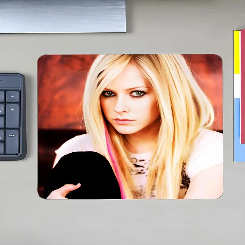 Singer A-Avril-Lavigne-ors MINISO Mouse Pad Anime Game High Quality Small Desk Rubber Laptop