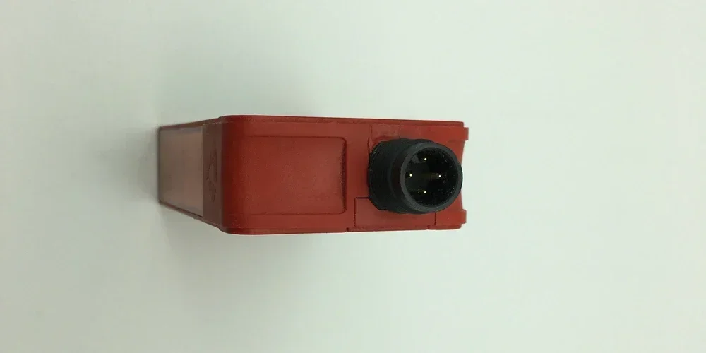Поляризованные Фотоэлектрические фотофонарики PRK 46B/66-S12
