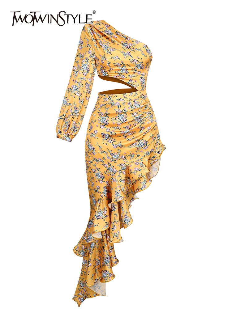 

TWOTWINSTYLE Print Colorblock Asymmetrical Dress For Women Diagonal Collar Cut Out High Waist Dresses Female Summer Fashion 2022