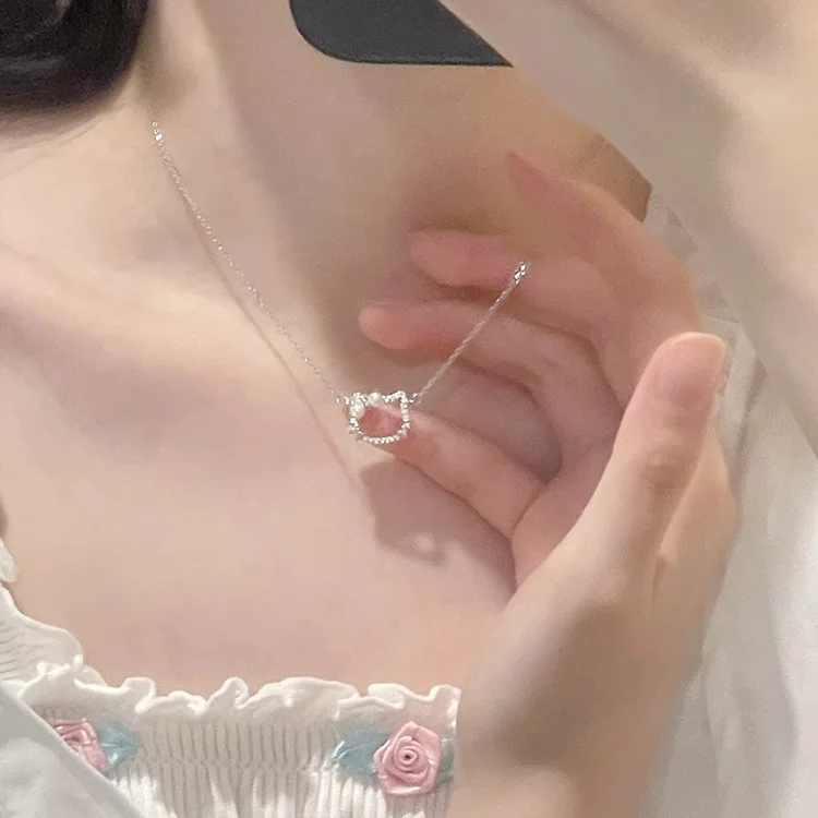 

Sanrio Kawaii Anime Doll HelloKitty Pochacco Cat Head Cute Elegant Diamond Pendant Gift Necklace Cartoon Collarbone Chain