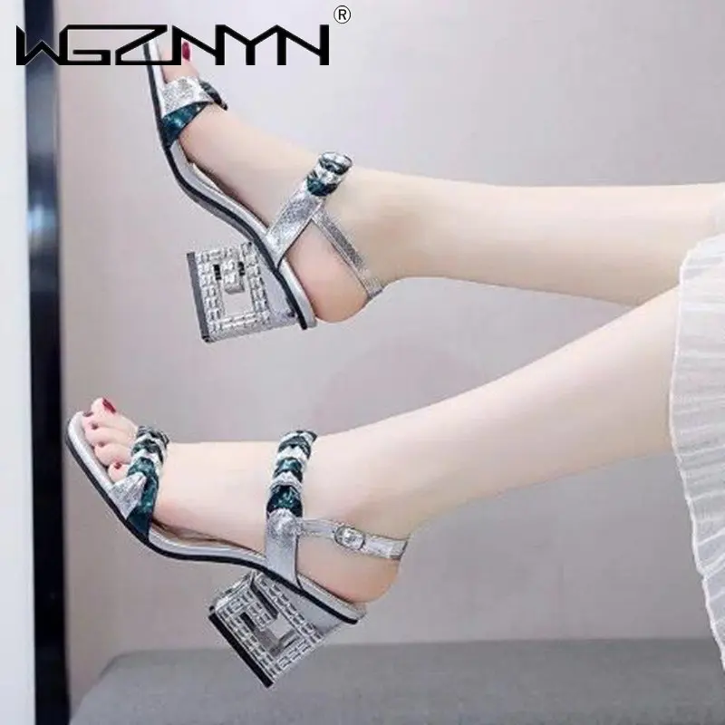 

Шлепанцы женские на каблуке, модные водонепроницаемые сандалии, Нескользящие, с открытым носком, тапочки без задника, Тапочки