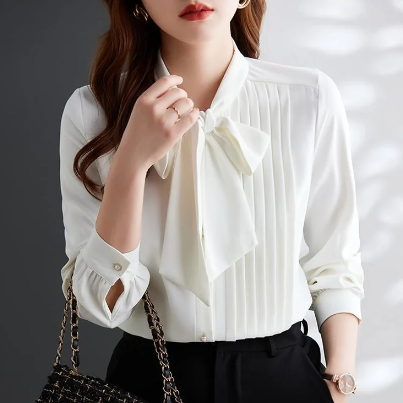 Легкая кофейная шифоновая женская рубашка на шнуровке с длинными рукавами