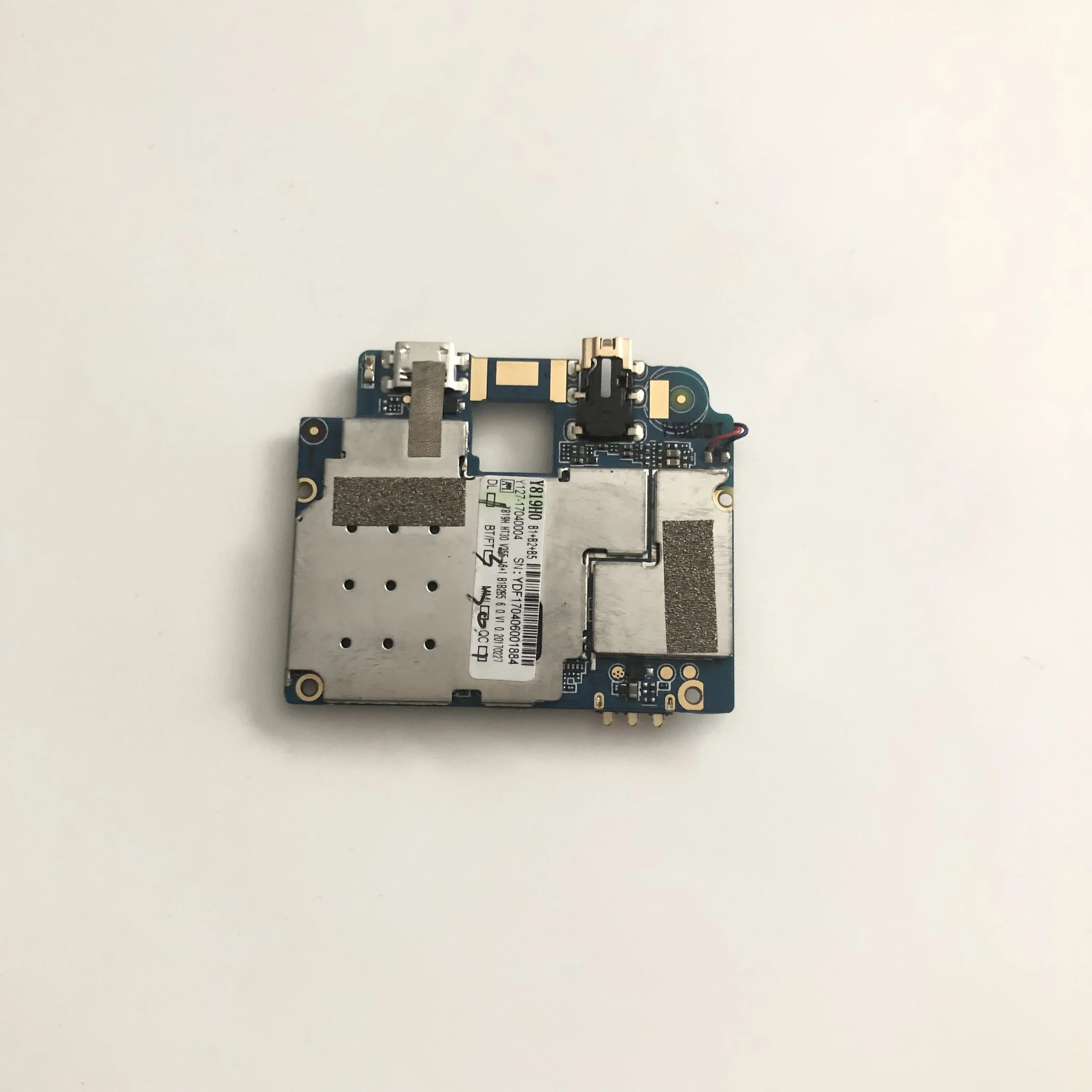 Материнская плата 1 ГБ ОЗУ + 8 ГБ ПЗУ для HOMTOM HT30 MTK6580 четырехъядерный процессор 5,5 1280x720 Бесплатная доставка + номер отслеживания (art.: 3920cd2bcb581) - 3920cd2bcb581
