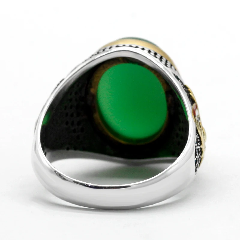 Кольцо мужское из зеленого агата с крупным натуральным камнем в стиле ретро панк из серебра 925 пробы. Мужчины No. 7-13.