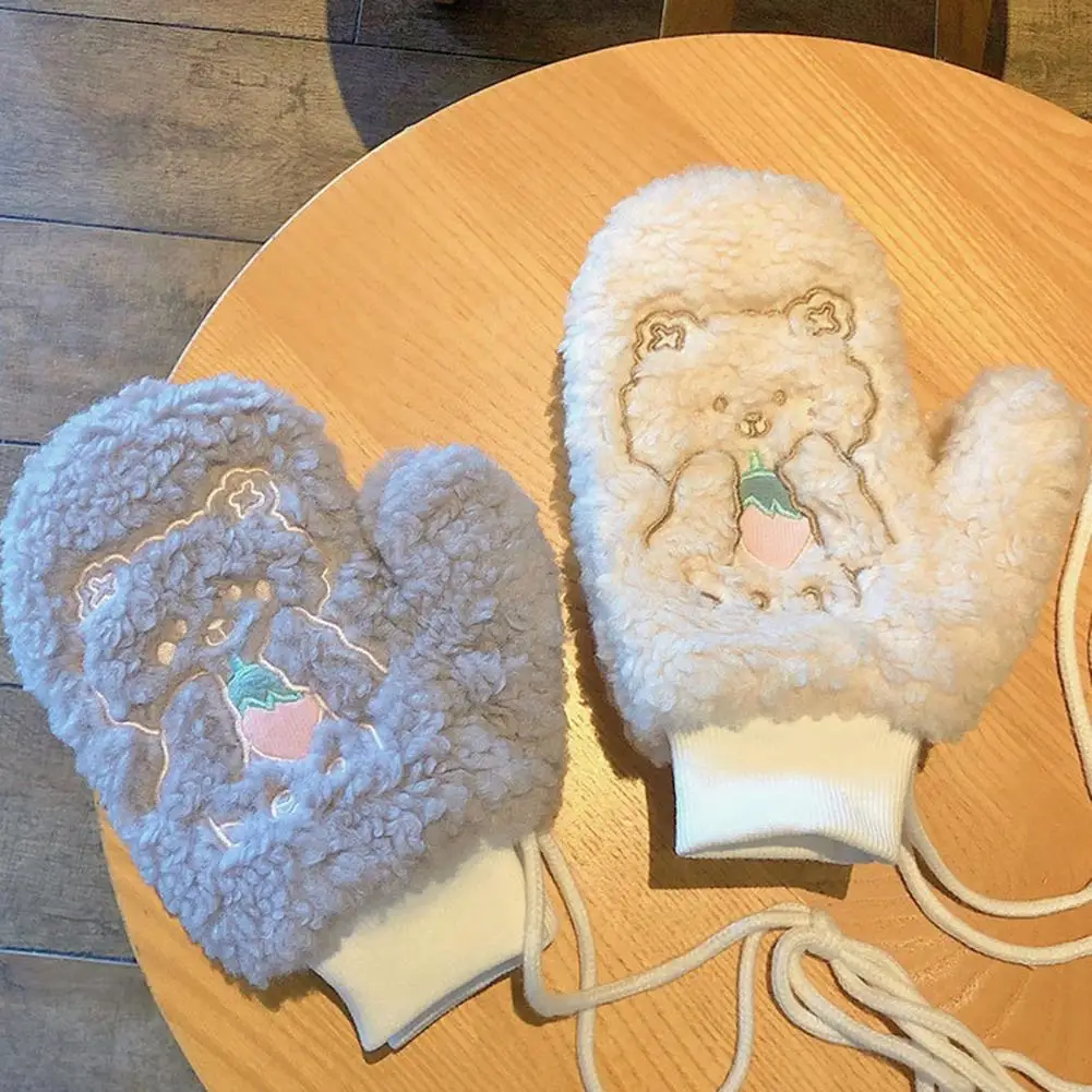 

1 Pair Cute Super Soft Cartoon Embroidery Bear Shape Women Winter Gloves for Camping Ridding Gloves Winter Gloves