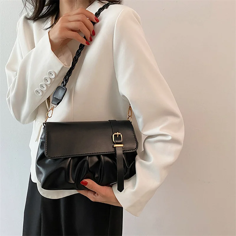 Women Shoulder Bag Leather Messenger Handbag Trend 2023 Fashion Design Soild Color Female Armpit Bag Banquet Bag