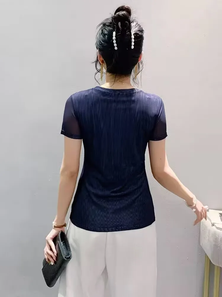 Женская футболка с цветочным принтом элегантная Приталенная круглым вырезом