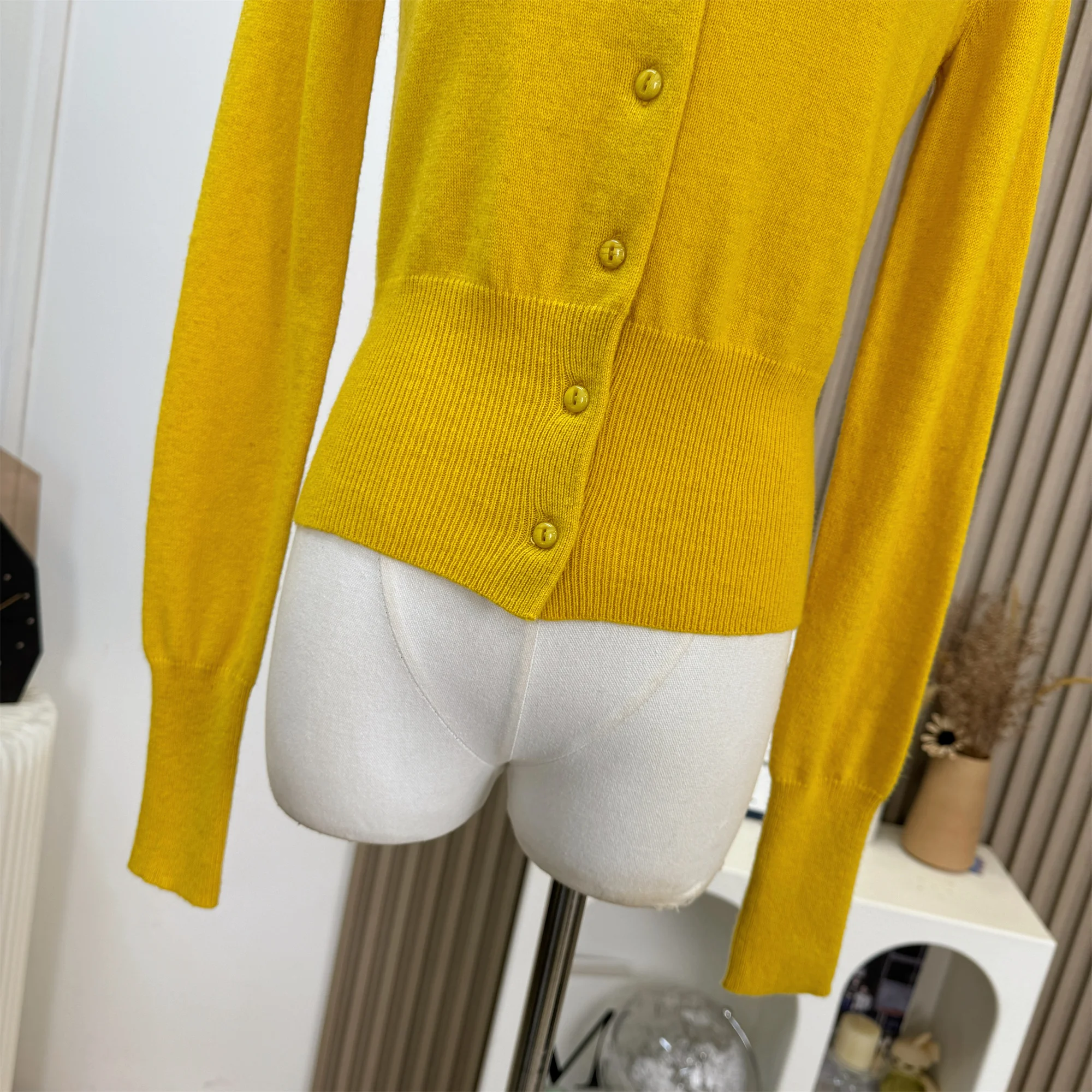 Женский базовый шерстяной кардиган однобортный Желтый Повседневный вязаный