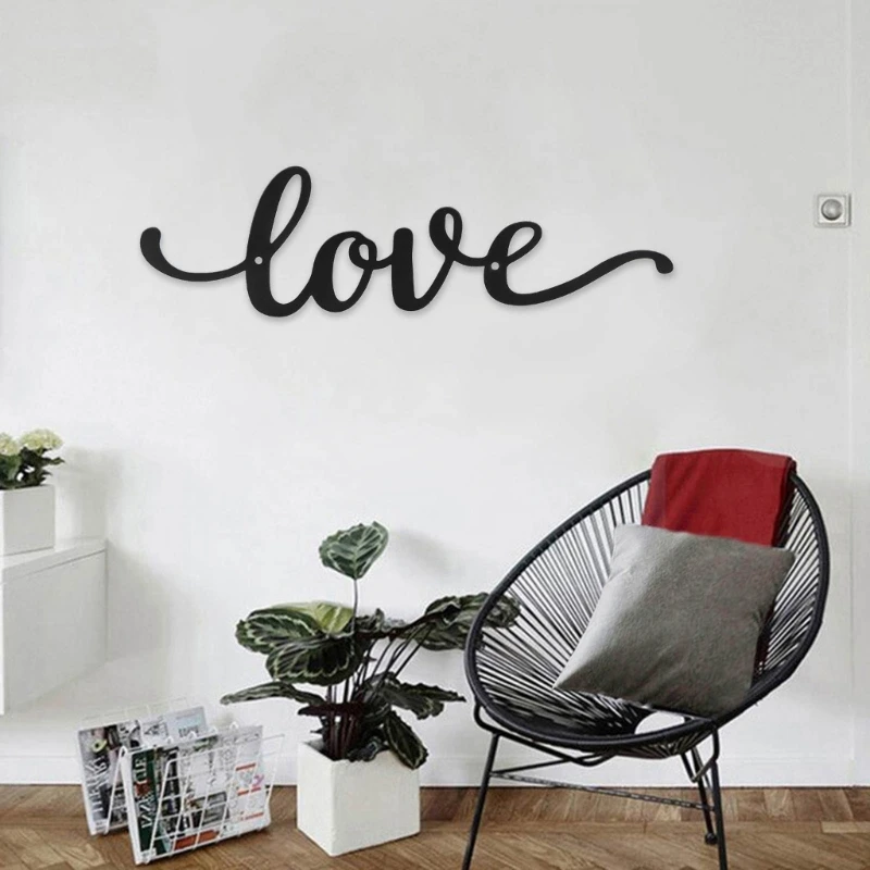 

Металлический подвесной Фотофон с надписью «Love»
