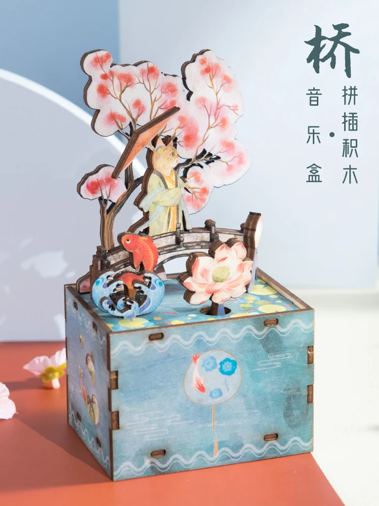 Деревянная музыкальная шкатулка конструктор в сборе карусель подарок на Новый