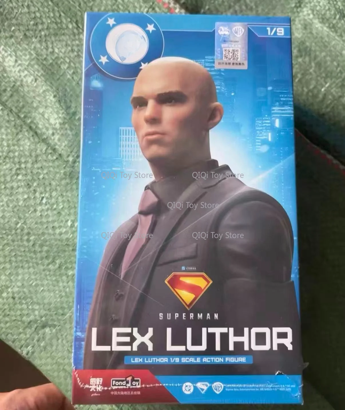 Фото В наличии: Коллекционная фигурка-украшение Yuanye Culture Fondjoy Lex Luther 1/9 в костюме злодея Супермена №4