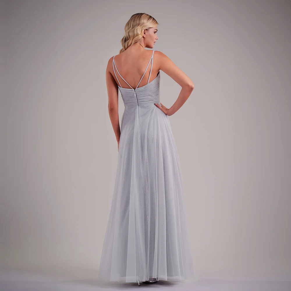 Рисунок 2 - Женское свадебное платье-футляр