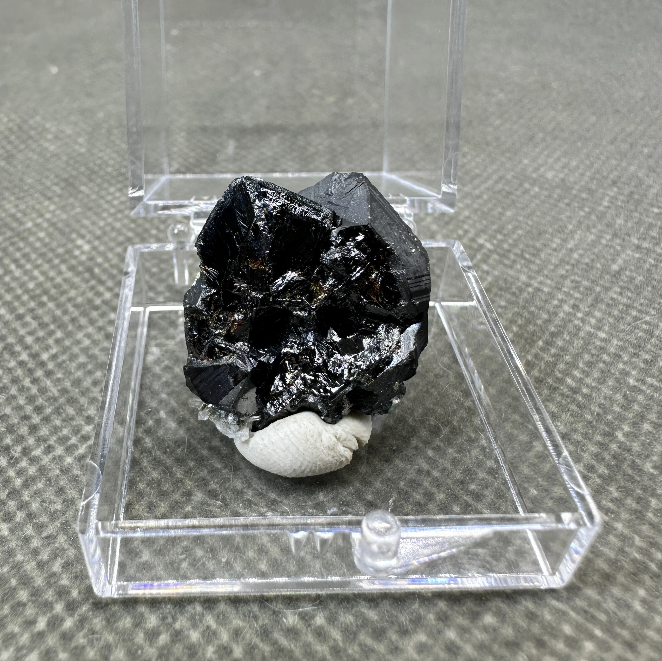 Натуральный минерал мармарит от QIANCHUAN