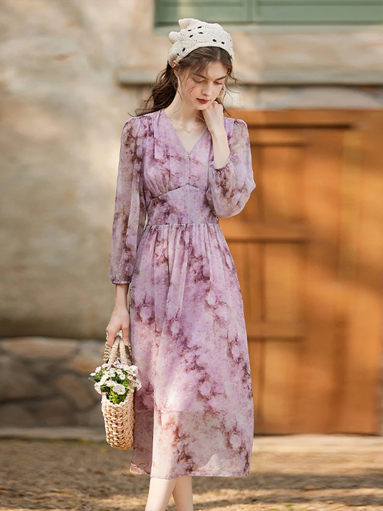 Wht Romance Elegant Printed Dress 2025 Spring New V-neck Bead Necklace Slim fit Long Long sleeve dress |
