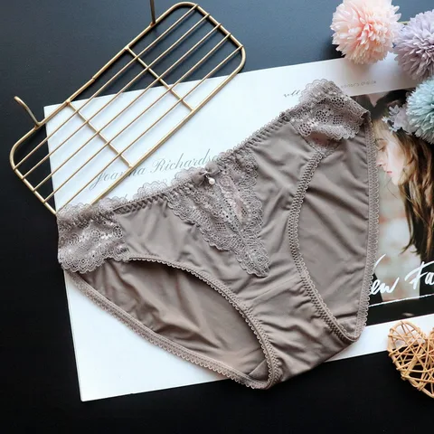 Women's Underwear Panty Sexy Lace Panties Low Waist Seamless Comfort Briefs Woman Fashion Underpants Female Lingerie