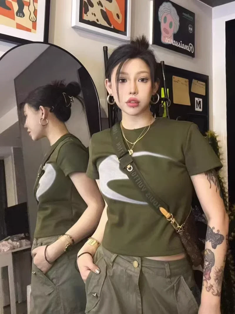 

Американские винтажные Зеленые Короткие футболки с принтом, женская одежда Y2k, летние футболки с круглым вырезом, уличные Короткие топы, футболки, тонкие, в стиле хип-хоп