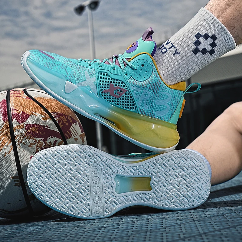 Fashion New High-end Men's Youth Luminous Rubber Base Non-slip Professional Combat Basketball Shoes Sports Large Size