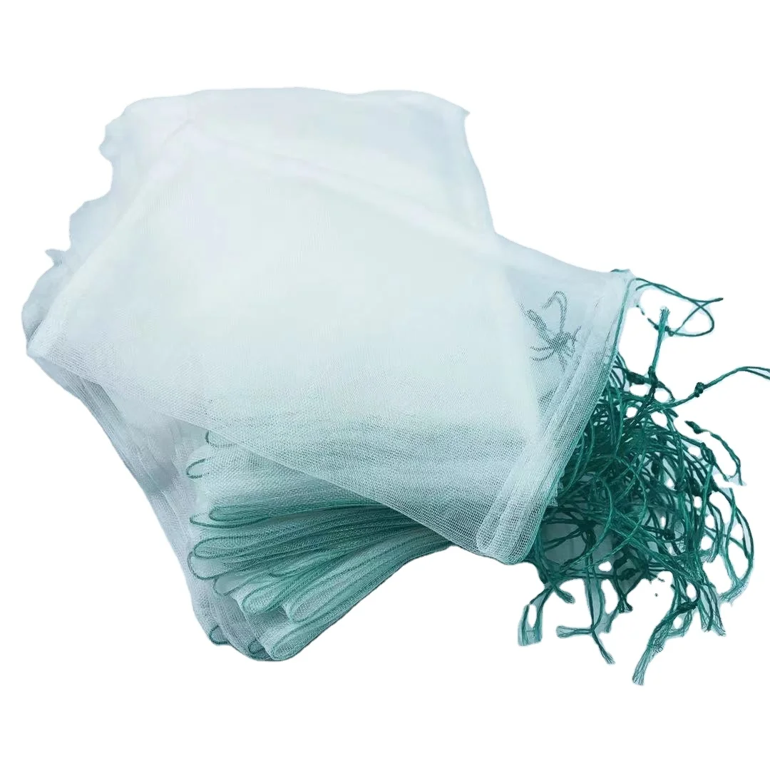 

Reusable Fruit and Vegetables Protective Mesh Bags, 50 PCS 6x10 Inch Garden Insect Netting Bags with Drawstring