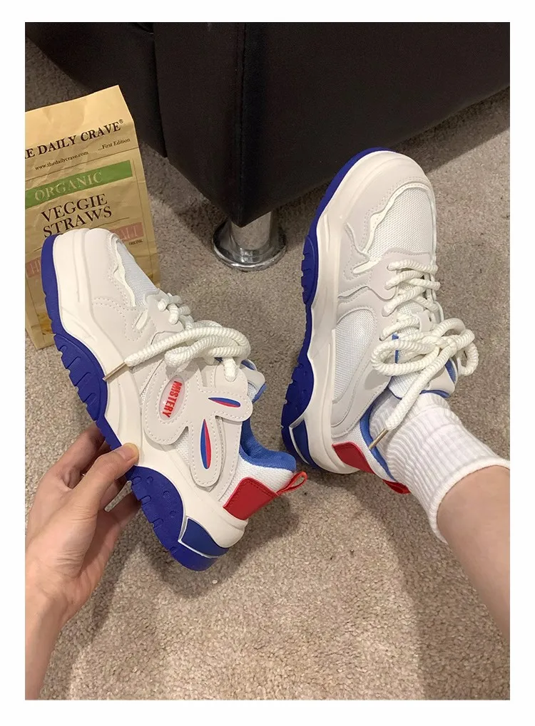 Vintage thick soled mesh rabbit little white shoes woman 2023 new niche original casual versatile Korean board shoes