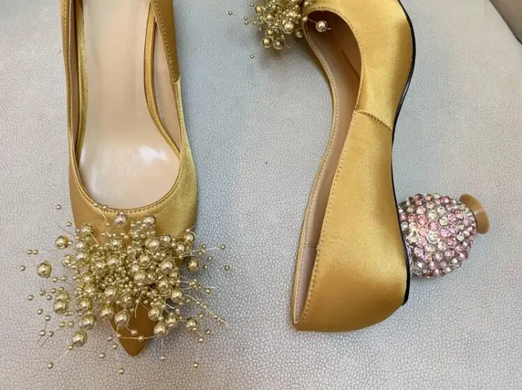 

Light Yellow Genuine Leather Silk Pointed Toe Pineapple Crystal Diamond Heels Pumps Woman Shallow Slip On Pearls Front Shoes