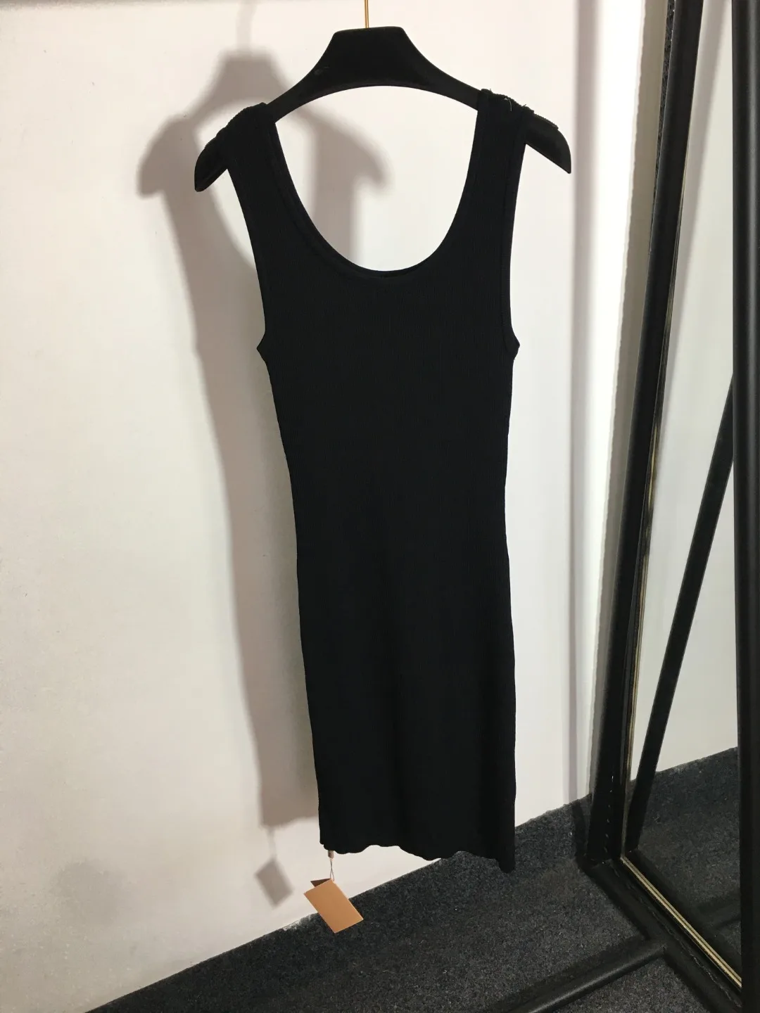 

Women's New Knitted Sleeveless Suspender Dress In Spring And Summer Is Slim And Slim. Is It Fashionable In Vest Skirt