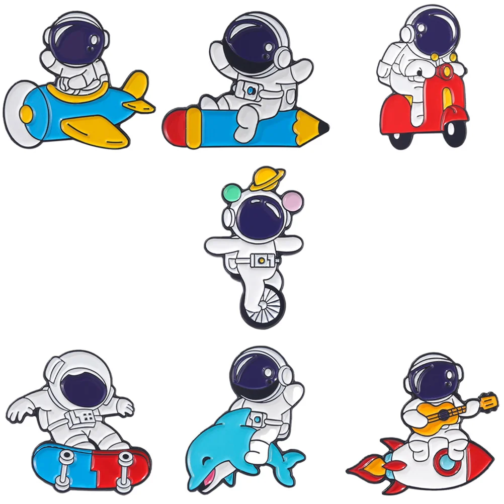 7 Pcs Astronaut Brooch Clothes Pin Ornaments Decorative Brooches Alloy Breastpin Metal Enamel Pattern Miss Women Jewelry