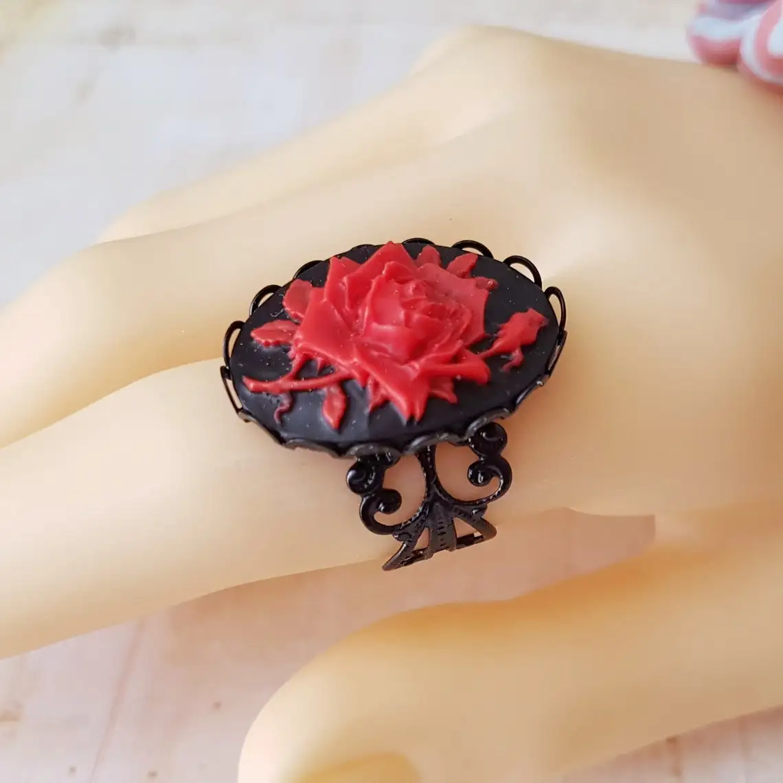 Black Filigree Gothic Red Rose Cameo Ring, Vintage Gothic Vi