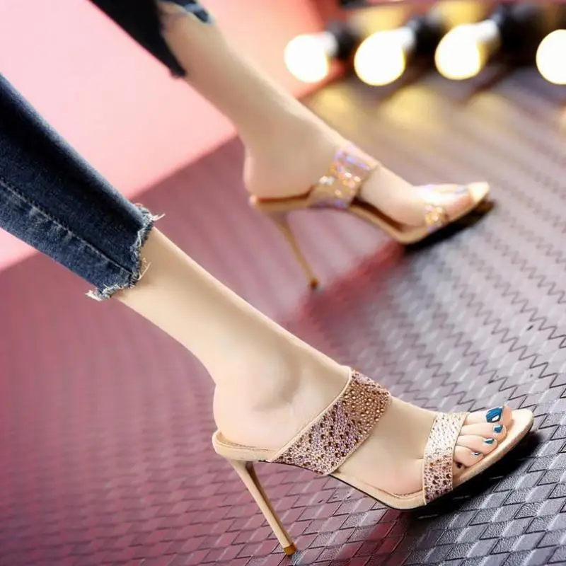 Женские шлепанцы с кристаллами сандалии на квадратном каблуке элегантные для